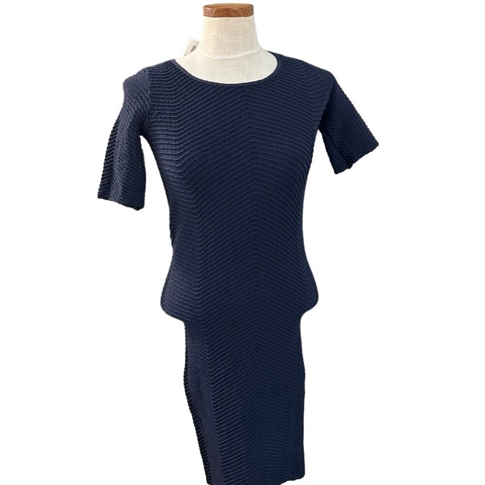 New Tees By Tina Bodycon Seamless Dress One Size Navy Textured Stretch Knit NWT
